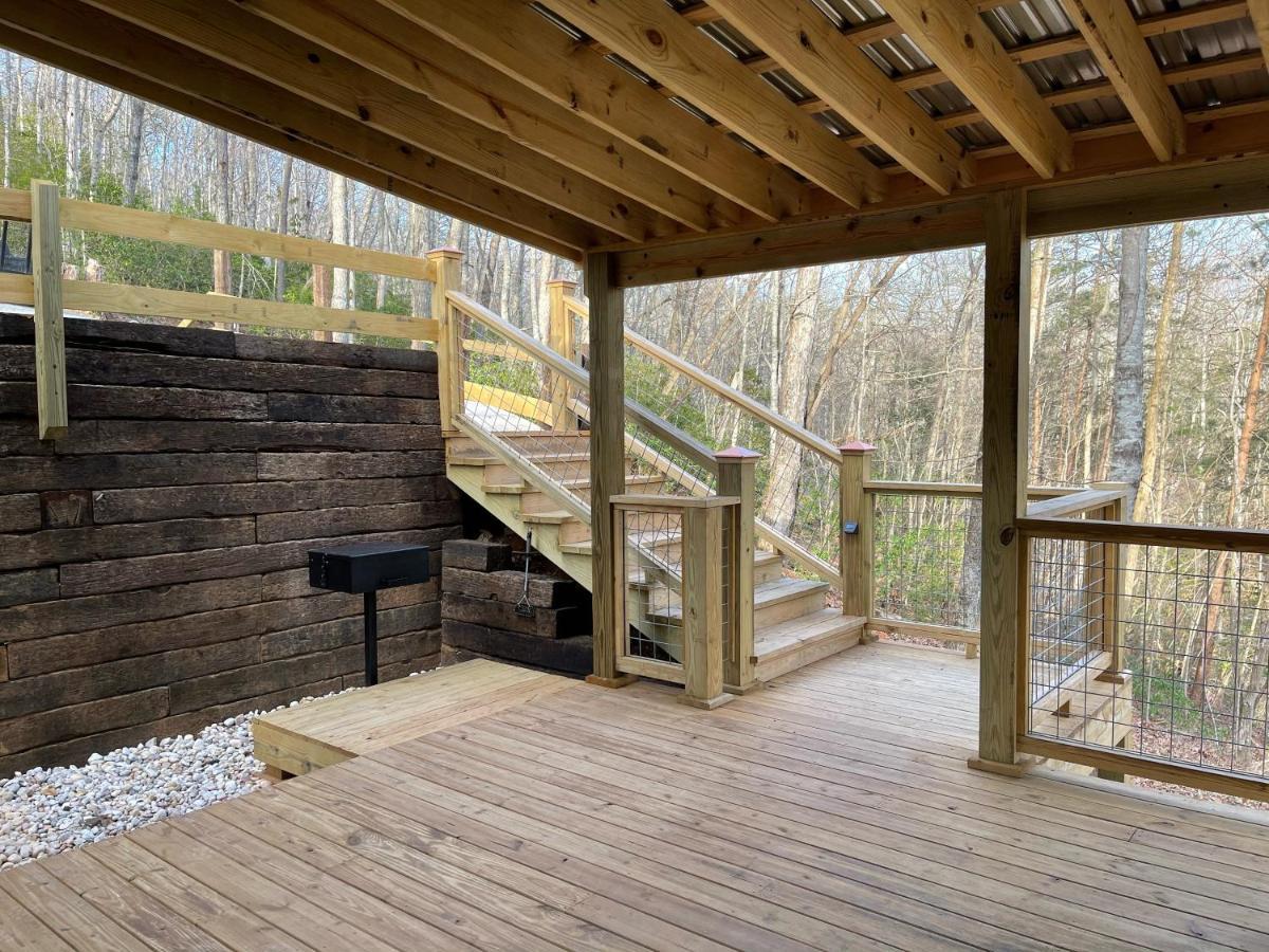 Bigfoots Hideaway Cabin แกตลิงเบิร์ก ภายนอก รูปภาพ