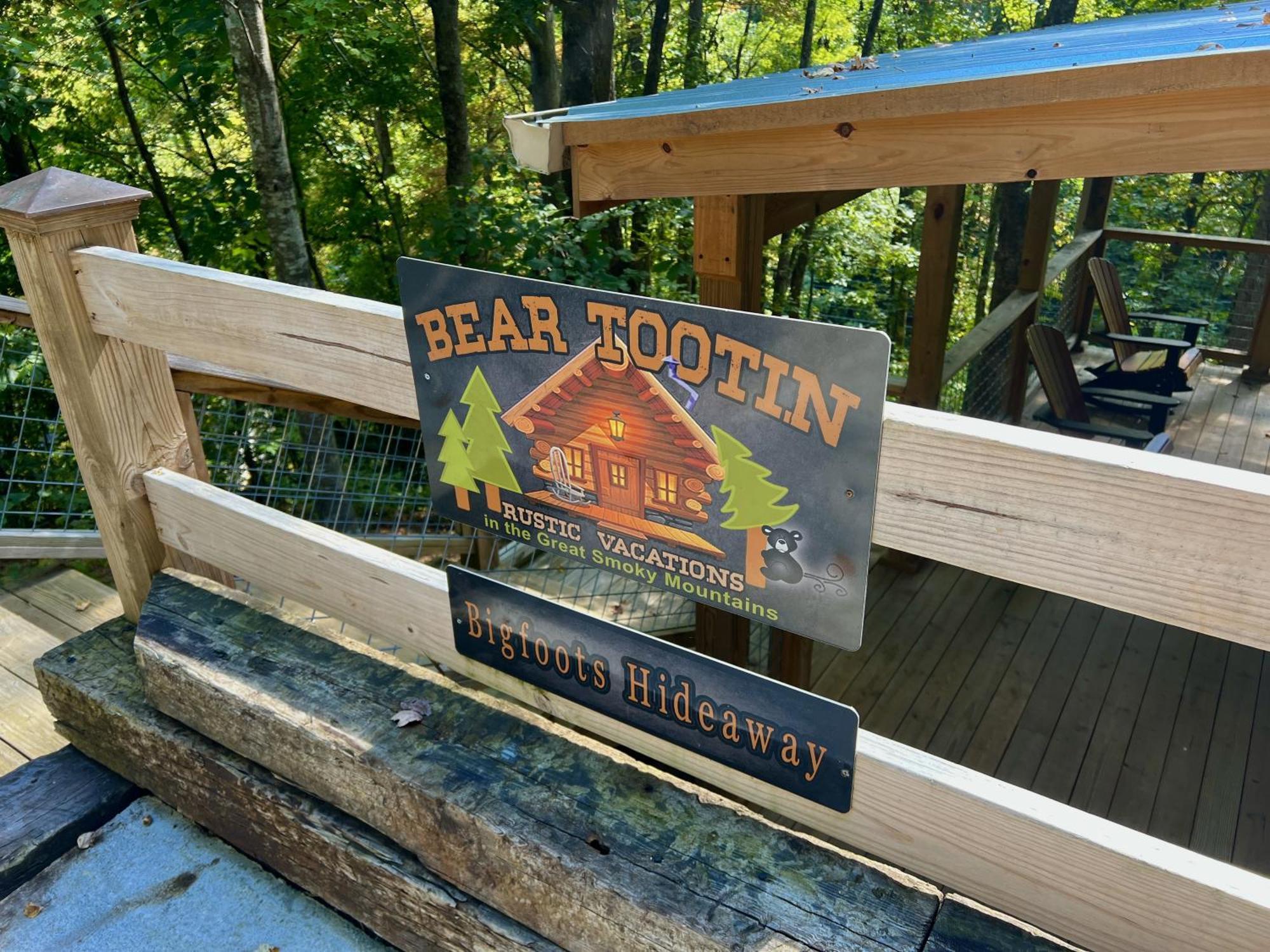 Bigfoots Hideaway Cabin แกตลิงเบิร์ก ภายนอก รูปภาพ